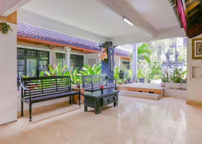 Hotel O Ari 2*